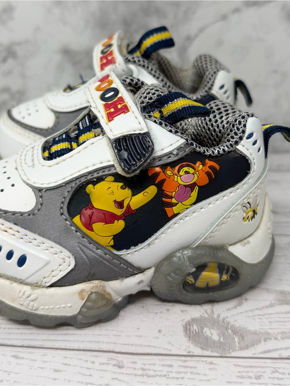 Vintage Winnie the Pooh Kids Sneakers in White & Gray